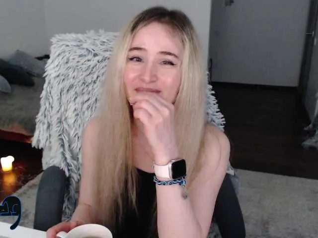 Live sex webcam photo for xyliganka777 #278040944