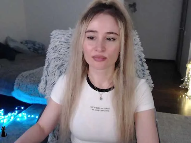 Live sex webcam photo for xyliganka777 #278073733