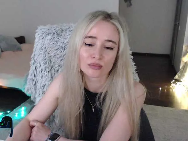 Live sex webcam photo for xyliganka777 #278163253