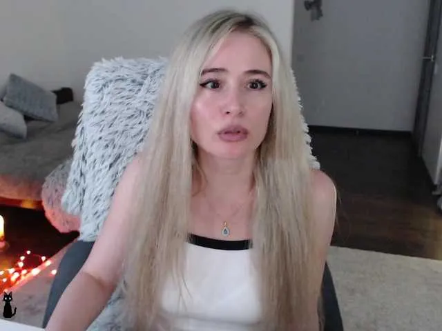 Live sex webcam photo for xyliganka777 #278199754