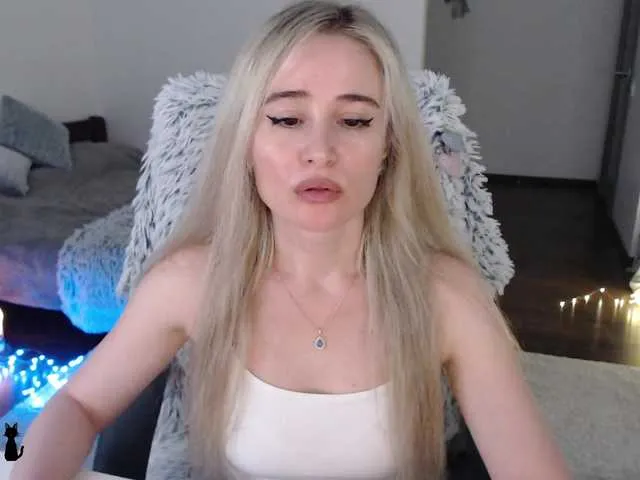 Live sex webcam photo for xyliganka777 #278206598