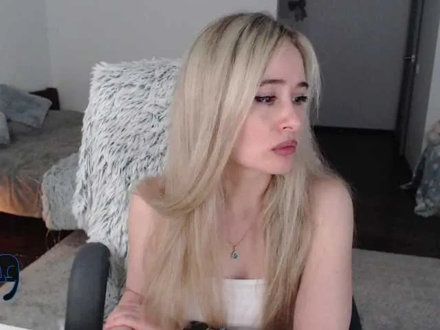 Live sex webcam photo for xyliganka777 #278283448