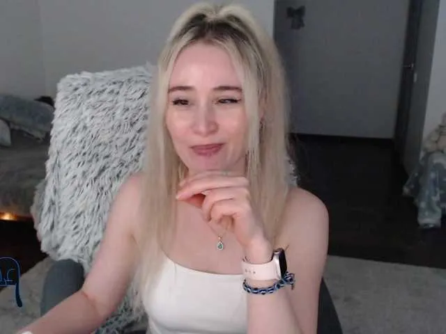 Live sex webcam photo for xyliganka777 #278295370