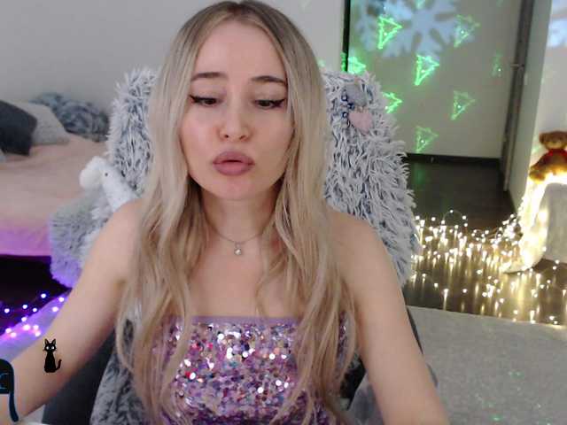 Live sex webcam photo for xyliganka777 #290233054