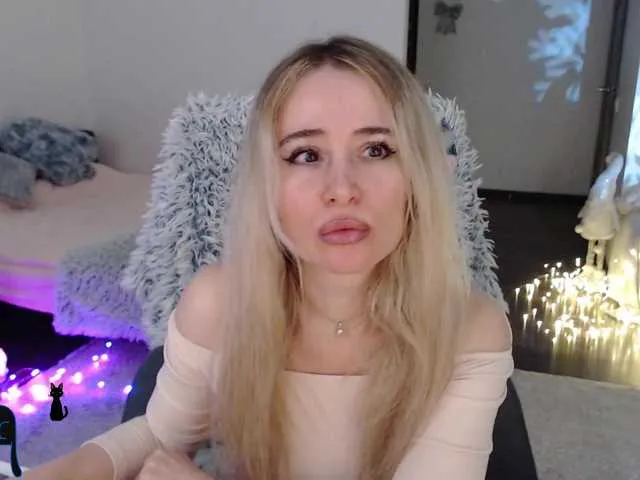 Live sex webcam photo for xyliganka777 #290419202