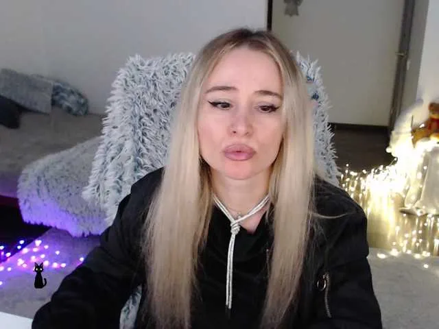 Live sex webcam photo for xyliganka777 #290450668