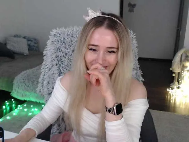 Live sex webcam photo for xyliganka777 #290700001