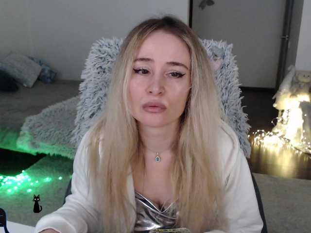 Live sex webcam photo for xyliganka777 #290831826