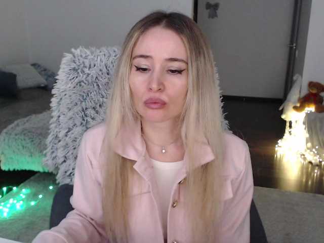 Live sex webcam photo for xyliganka777 #290873364