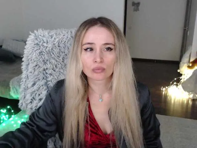 Live sex webcam photo for xyliganka777 #290906559