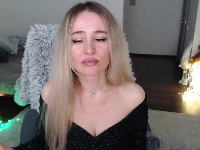 Live sex webcam photo for xyliganka777 #290923418