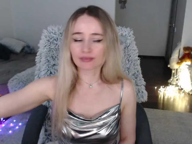 Live sex webcam photo for xyliganka777 #290962627