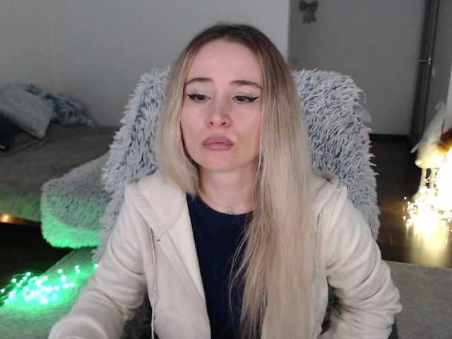 Live sex webcam photo for xyliganka777 #291060733