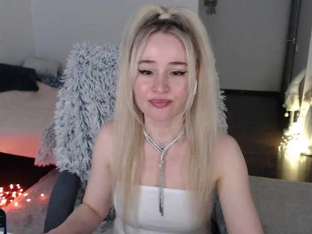 Live sex webcam photo for xyliganka777 #291222427