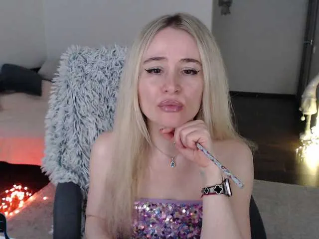 Live sex webcam photo for xyliganka777 #291235711