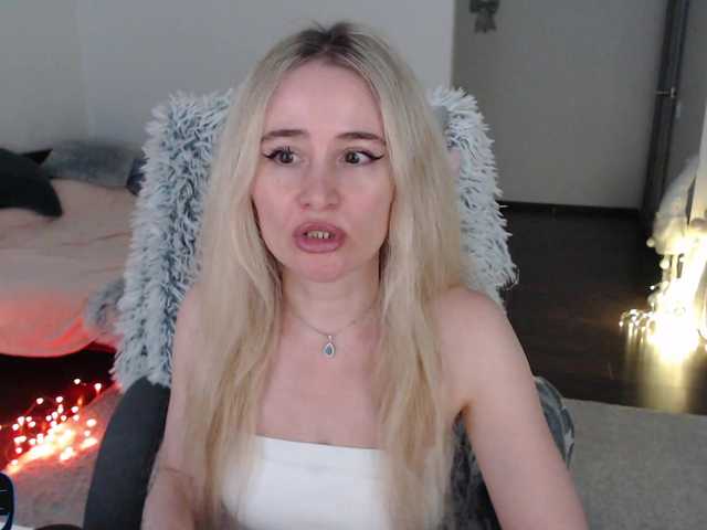 Live sex webcam photo for xyliganka777 #291329201