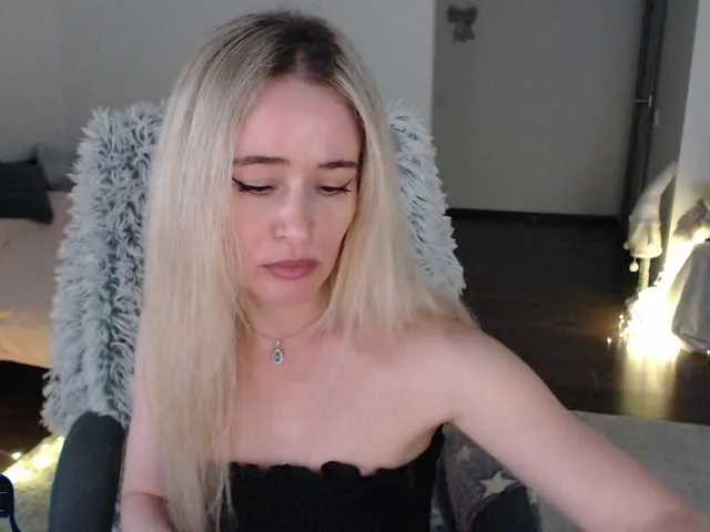 Live sex webcam photo for xyliganka777 #291450608