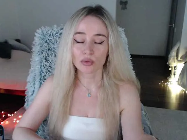 Live sex webcam photo for xyliganka777 #291525046