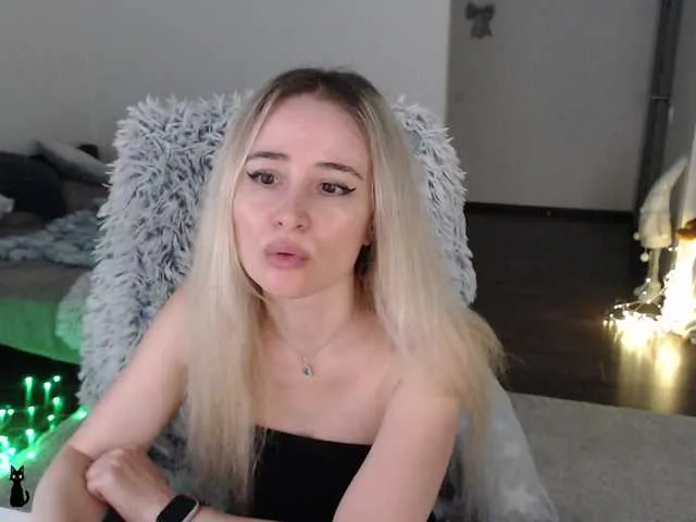 Live sex webcam photo for xyliganka777 #291788019