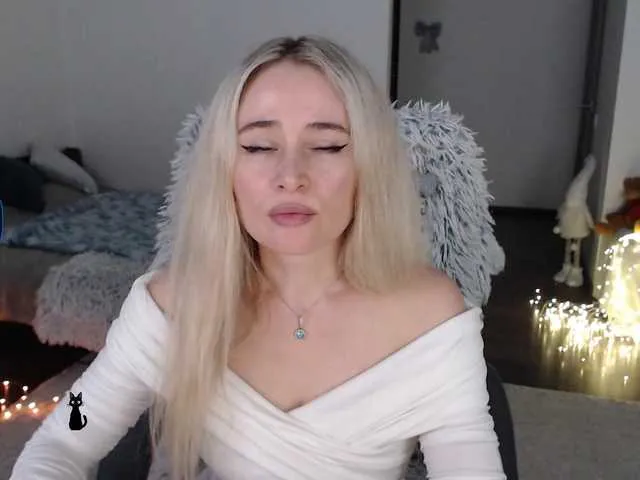 Live sex webcam photo for xyliganka777 #292005176