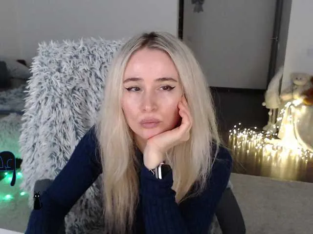 Live sex webcam photo for xyliganka777 #292078514