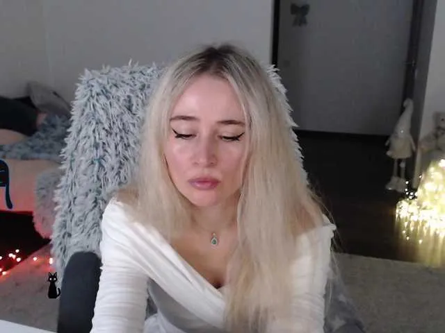 Live sex webcam photo for xyliganka777 #292210841