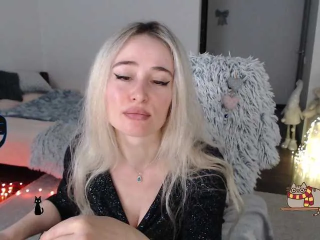 Live sex webcam photo for xyliganka777 #292287190