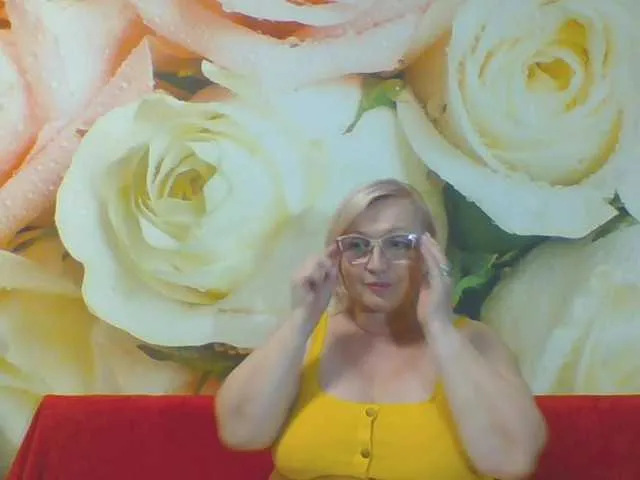 Live sex webcam photo for yakameliya #282038928