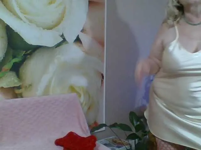 Live sex webcam photo for yakameliya #290369688