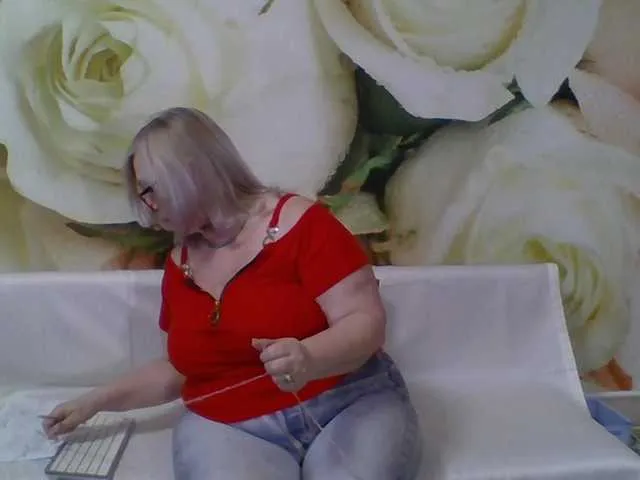 Live sex webcam photo for yakameliya #290724812