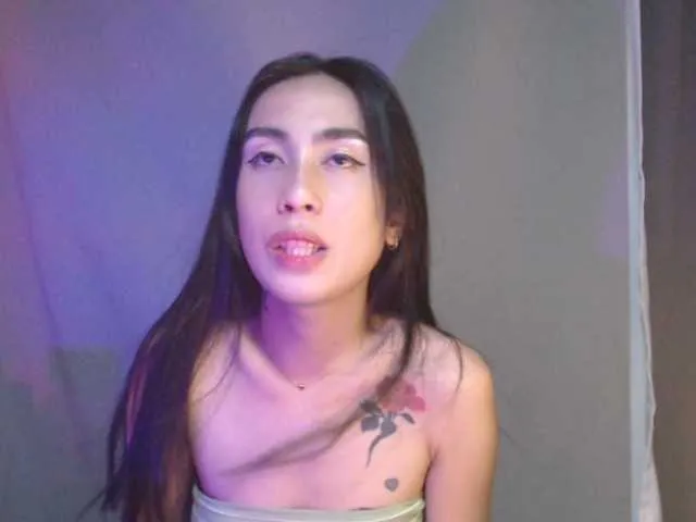 Live sex webcam photo for yannaslutx #290396557