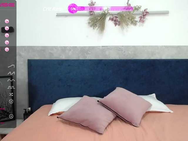 Live sex webcam photo for yashiraa- #275726415