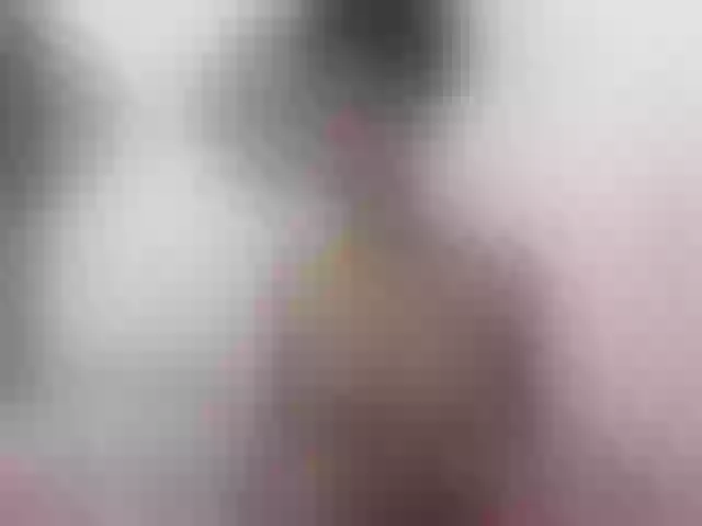 Live sex webcam photo for yeilo023 #275550087