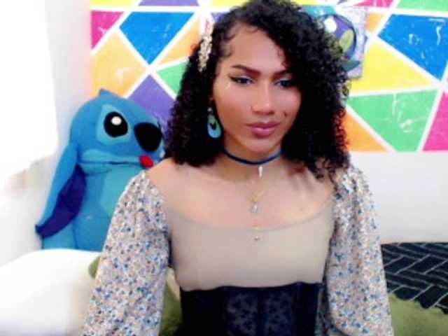 Live sex webcam photo for yennycuteh #290249841