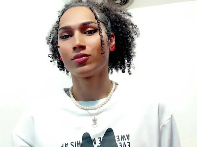 Live sex webcam photo for yennycuteh #290933199