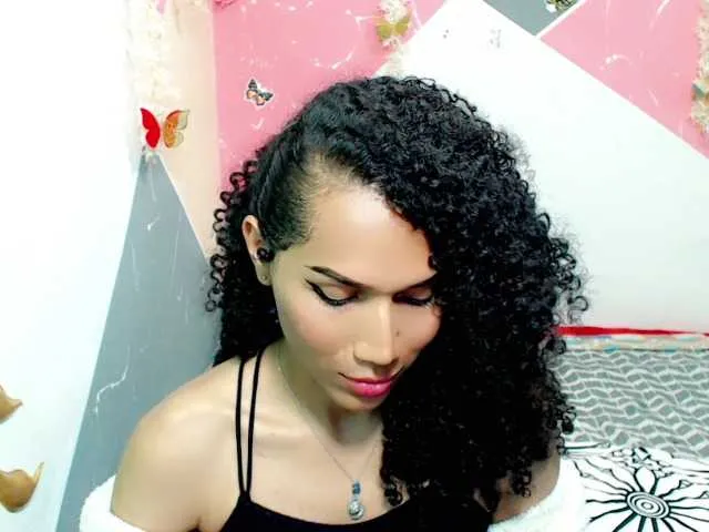 Live sex webcam photo for yennycuteh #291369165