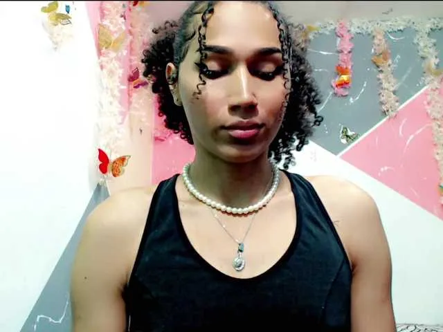 Live sex webcam photo for yennycuteh #291476486