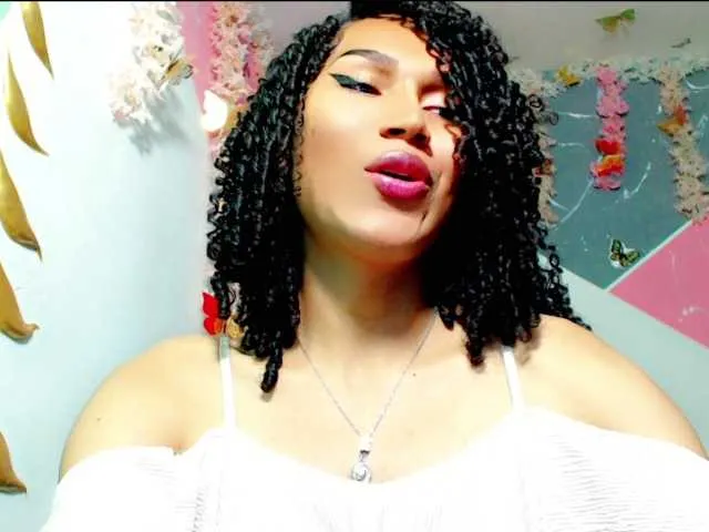 Live sex webcam photo for yennycuteh #291690113