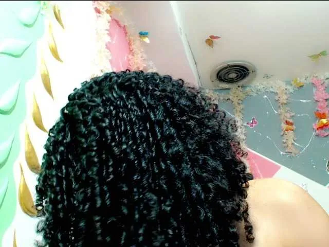 Live sex webcam photo for yennycuteh #291696836