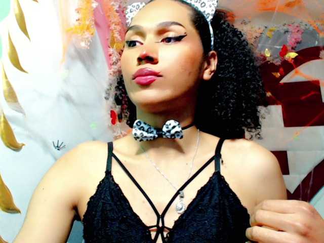 Live sex webcam photo for yennycuteh #292070407