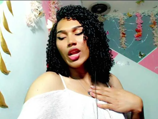 Live sex webcam photo for yennycuteh #292184409