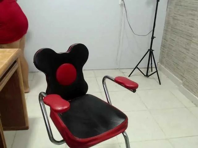 Live sex webcam photo for yesbleidy09 #274131458