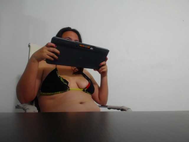 Live sex webcam photo for yess-hot #272380210