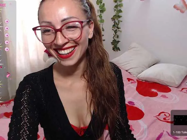 Live sex webcam photo for yesycom #276404664