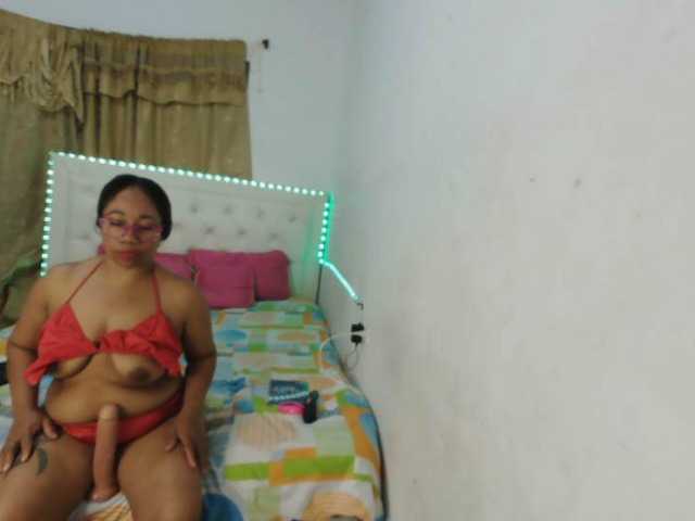 Live sex webcam photo for yizhan-23 #278200665