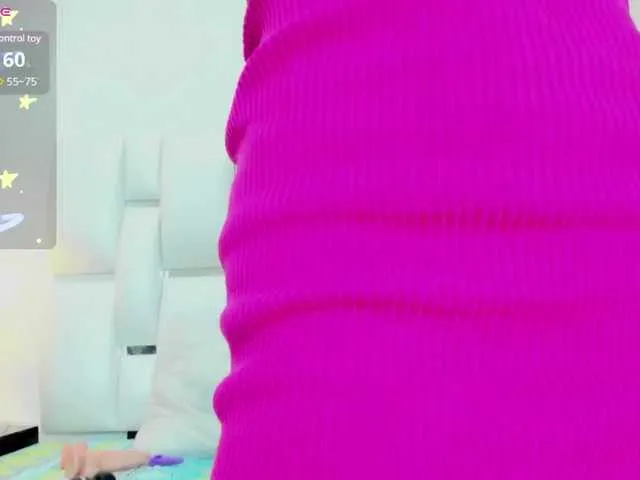 Live sex webcam photo for yoselinwilliams #290375044