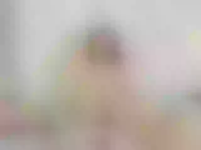 Live sex webcam photo for yoselinwilliams #290441808