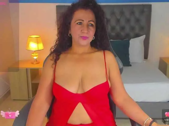 Live sex webcam photo for yosselin23 #290298944