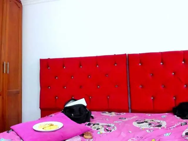 Live sex webcam photo for youlittle-perverts #291743510