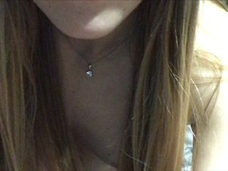 Live sex webcam photo for young-lola #213235695